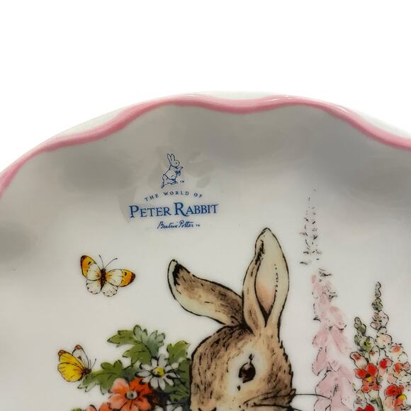 Beatrix Potter Peter Rabbit Easter Salad Plates Set of 4 Scalloped Pink Trim NEW - Picture 3 of 14